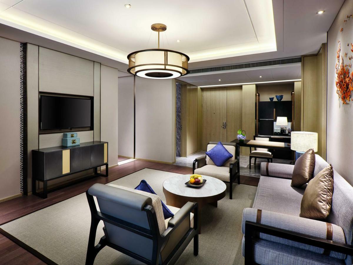 Primus Hotel Shanghai Sanjiagang - Offer Pudong International Airport And Disney Shuttle 외부 사진